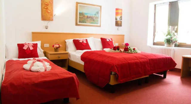 Трёхместный номер Standard GH Hotel Piaz