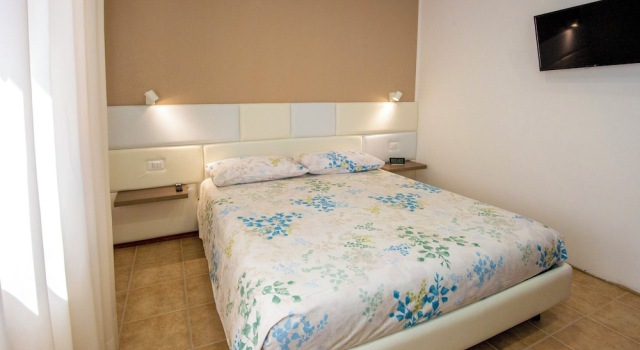 L'Orchidea, Book Apartment Hotels in Abruzzo with Parking, Parking