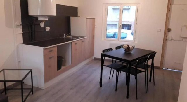 Апартаменты Appartement Charmant Castelnaudary