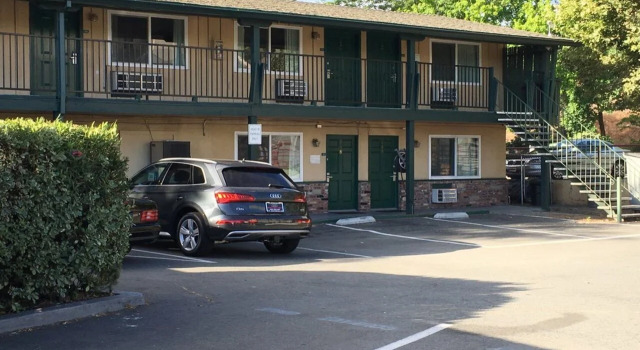 Diablo Mountain Inn Walnut Creek, Забронировать Отель Уолнат-Крик Область залива Сан-Франциско, рядом с Lesher Center for the Arts