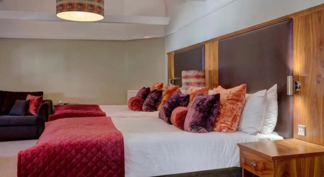 Четырёхместный номер Superior Hellaby Hall Hotel, BW Signature Collection