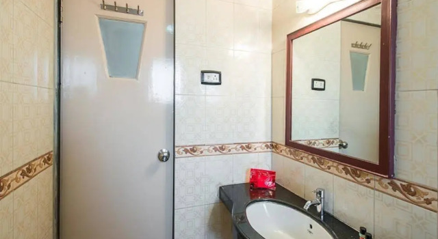 OYO Rooms Madgaon Railway Station, Rezervovat Hotel Hotely v South Goa s parkováním, Parkování