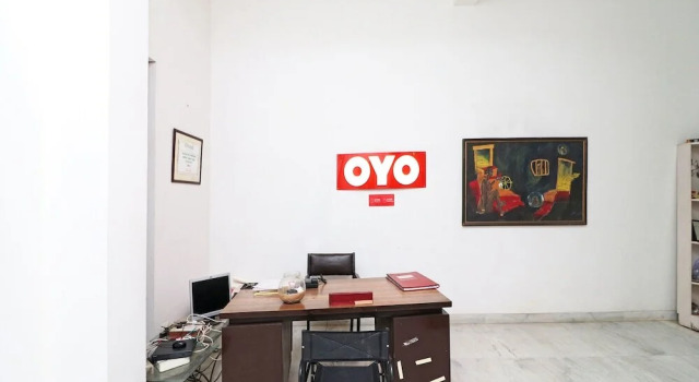 Urusvati Art And Habitat Centre By OYO Rooms, Забронировать Отель Отели штата Харьяны с парковкой, Парковка