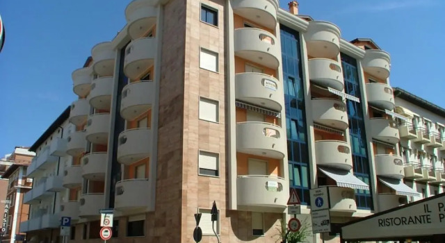 Апартаменты с 2 комнатами с балконом и с видом на город Chic Retreat for Your Holidays in Grado