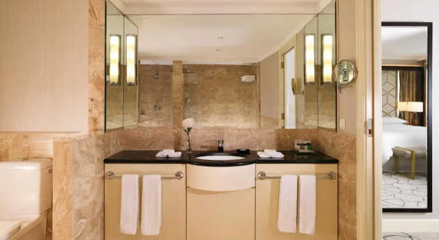 Двухместный клубный полулюкс c 1 комнатой Sheraton Grand Warsaw