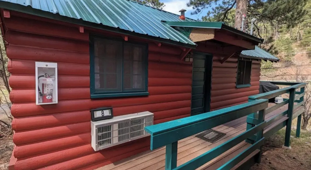 Номер Standard Ponderosa Pines
