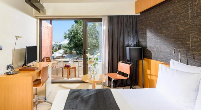Одноместный номер Superior Alexander Beach Hotel & Spa