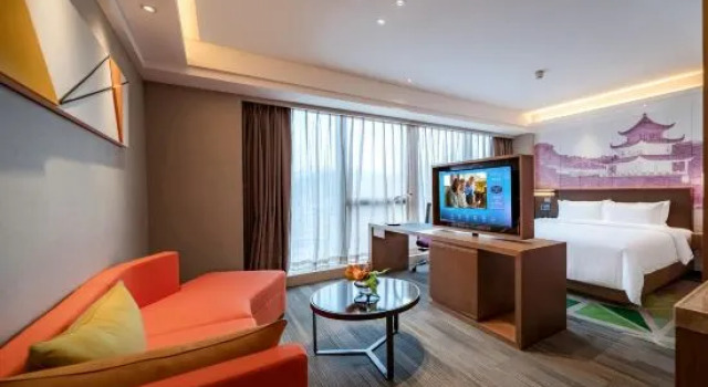 Люкс Hampton by Hilton Kaili