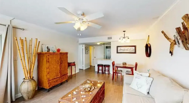 Chateau La Mer #15b, Rezerwuj Apartament Hotele w Emerald Coast z parkingiem, Parking