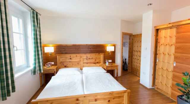 Люкс Deluxe с балконом Komfort Appartements Zirbenland