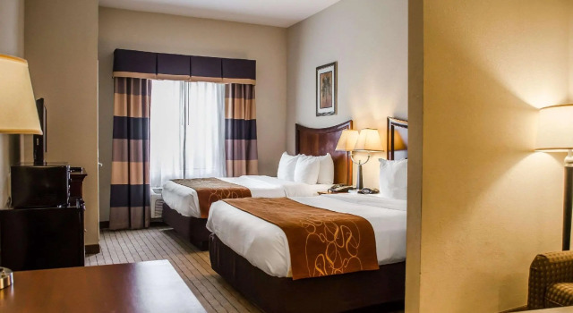Четырёхместный люкс Comfort Suites Saraland - North Mobile