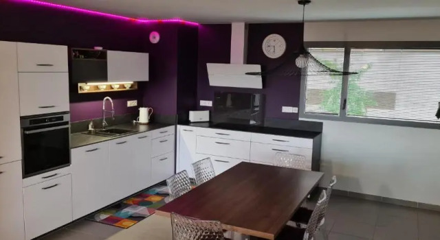 Апартаменты Rodez Aveyron appart. T4 neuf 2 places parking