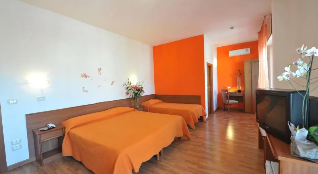 Standard Vierer Zimmer Hotel Astor