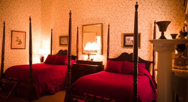 Четырёхместный номер Standard The Guest House Historic Mansion