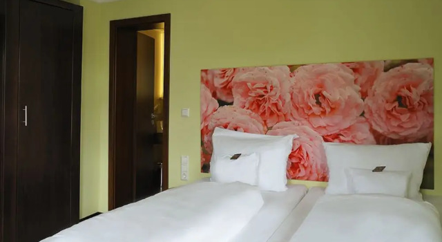 Self CheckIn Hotel Heckenrose Lorin, Reserva ahora Hotel Hoteles en Baden-Wurtemberg con desayuno, Desayunos