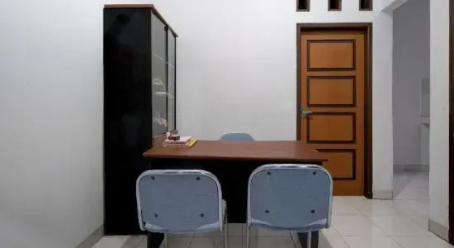 Hotel O 94843 Syariah Hj. Lilis Sukabumi