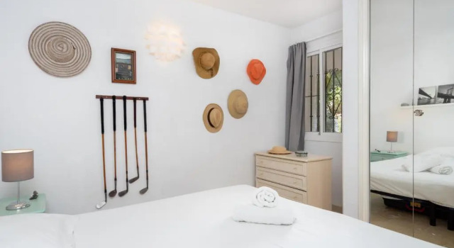 Stunning golf and garden flat in La Siesta Golf Calahonda, Prenota Appartamento Hotel a Costa Tropical con piscina, Piscina