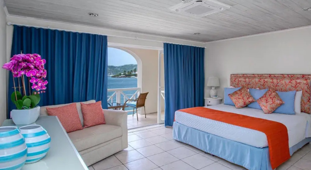 The Harbour #6 - 2 Bedrooms in Rodney Bay 2 Townhouse by RedAwning, Prenota Casa vacanze Ville a Castries, Villa