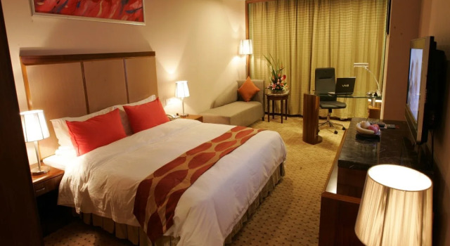 Trade-point, Rezerwuj Hotel Hotele w Guiyang z basenem, w pobliżu Modern Capital, Basen