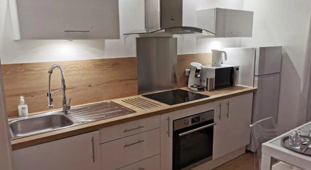 Front de mer- Appartement standing 1 chambre, Забронировать Апартаменты/квартира Отели Кале с парковкой, рядом с Colonne Louis XVIII, Парковка