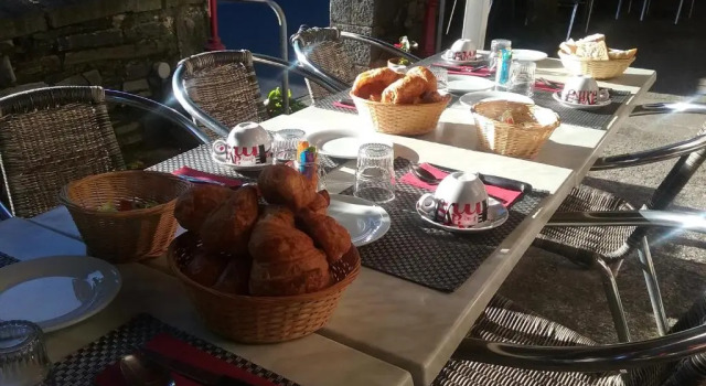 Трёхместный номер Standard Auberge le Cheval Blanc