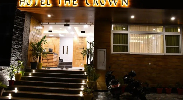 The Crown, Забронировать Отель Надди штат Химачал-Прадеш