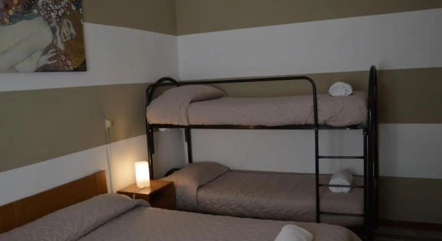 Четырёхместный номер Standard Hotel Nice