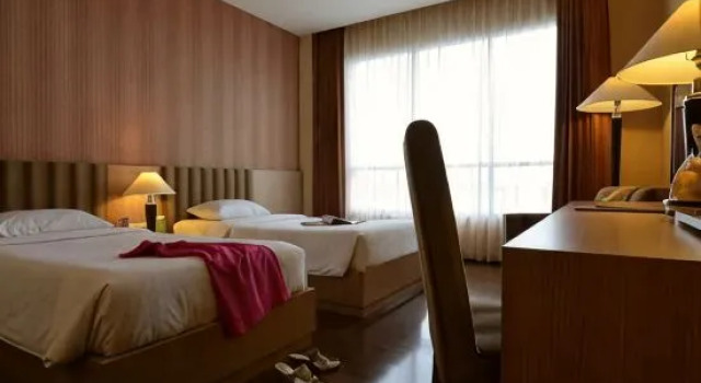 Superior Double room Istana Hotel