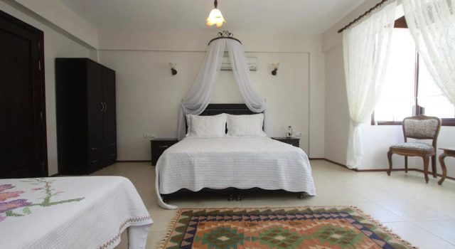 Nano Hotel