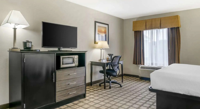 Двухместный номер Standard с видом на внутренний двор Best Western Beacon Inn