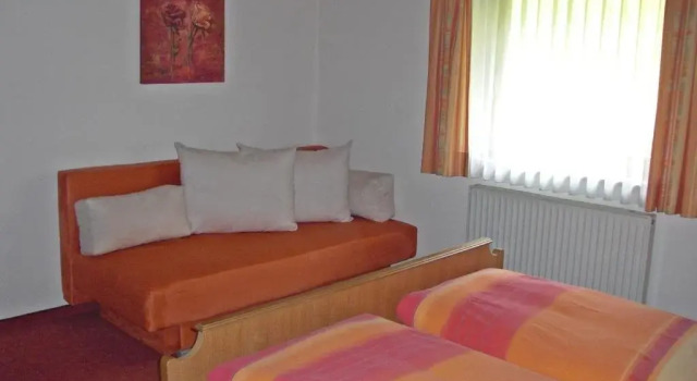 Haus Marita, Prenota Hotel Hotel a Tirolo con parcheggio, Parcheggio