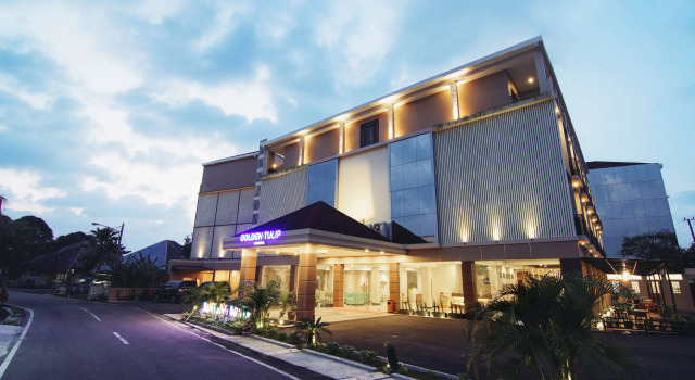 Golden Tulip Essential Belitung, Забронировать Отель Танджунгпандан Суматра