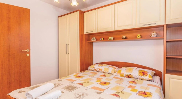 Beautiful Apartment In Polje With Wifi, Prenota Appartamento Hotel a Isole Quarnerine con parcheggio, Parcheggio