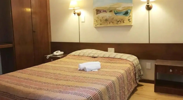 2S Hotel, Забронировать Отель Флорианополис South of Brazil, рядом с Esteves Junior Square