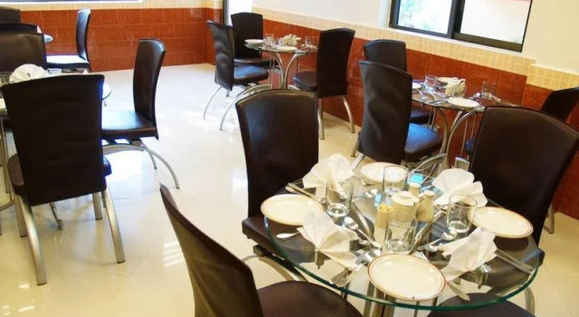 Sunset Motel and BBQ, Book Motel Hotels in Islamabad with Parking, Parking