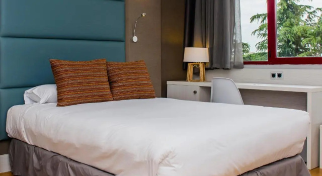 Двухместный номер для гостей с ограниченными возможностями Hotel Pax Guadalajara