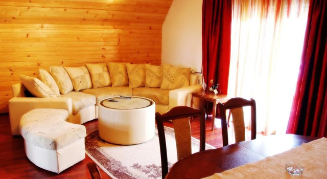 Sun Village Apartments Zabljak, Prenota Appartamento Žabljak 