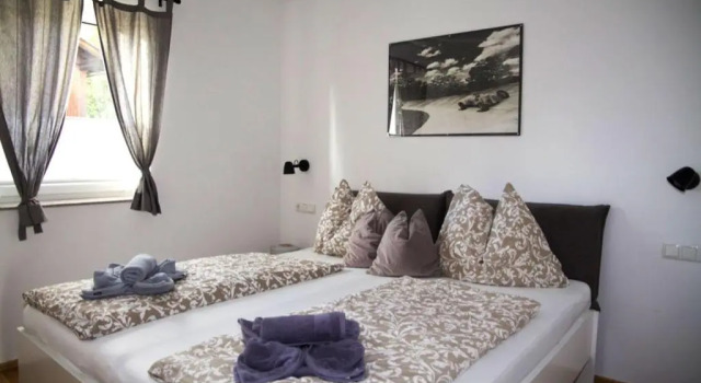 Appartement HANNE, Rezerwuj Apartament Hotele w Salzburg z parkingiem, Parking