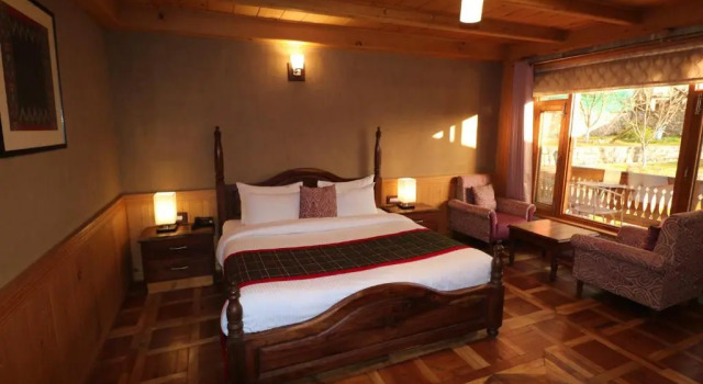 Двухместный номер Standard с балконом ShivAdya Boutique Stay Near Manali Quiet Naggar Side Retreat