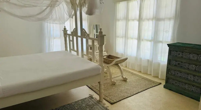 Villa Ametista, Book Villa Hotels in Coast Region with Parking, Parking