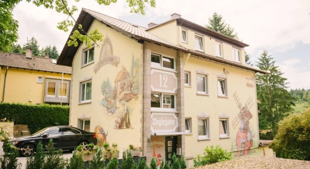 Aparthotel Voglergasse, Забронировать Апарт-отель Бизнес-отели Баден-Бадена, рядом с Русская православная церковь в Баден-Бадене, 4* 5*