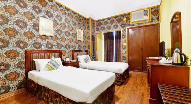 Двухместный номер Standard Capital O 125 Moon Plaza Hotel