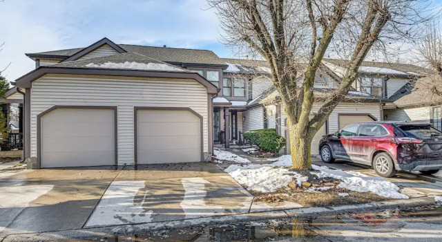 Апартаменты 2 Mi to Castleton Square Mall! Quaint Condo