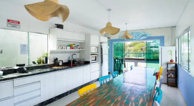 Кровать в общем номере Sea Wolf Surf Hostel