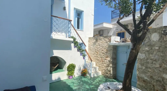 Апартаменты Lovely 1 Bed Townhouse with patio