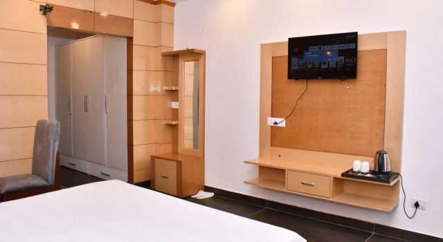 Номер Luxury The Crown