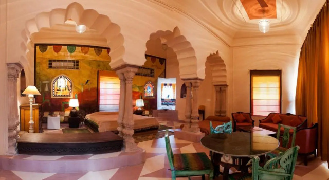 Neemranas - Tijara Fort Palace, Prenota Hotel Tijara India
