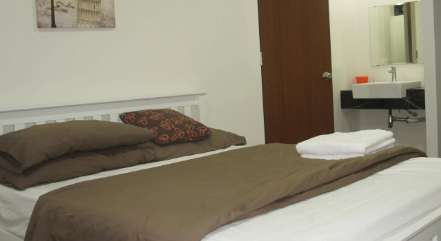 Nazlis Guesthouse @ Acapella Residence