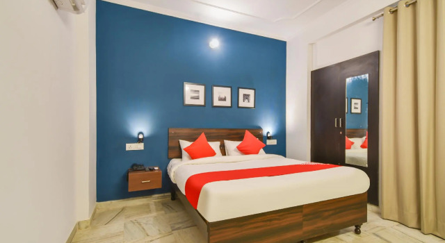 OYO 76041 Hotel Gangashrey, Забронировать Отель Отели штата Раджастхана с парковкой, Парковка