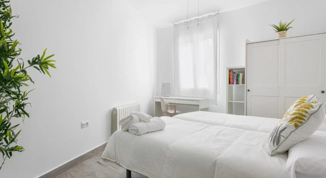 Apartment behind Bilbao city hall, Забронировать Апартаменты/квартира Бильбао Vizcaya, рядом с Дом культуры Barrainkua
